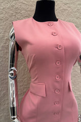 Vestido Corto Tipo Chaleco Rosa