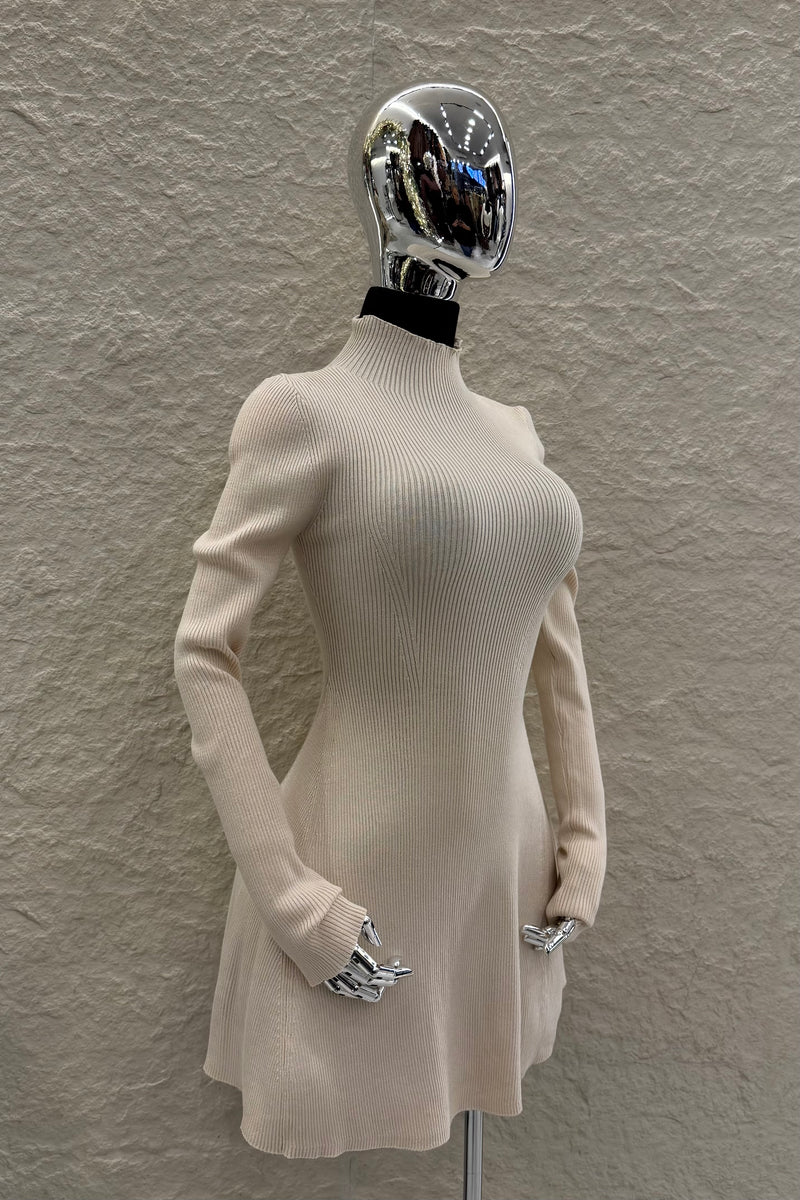 Vestido Manga Larga Tela Sweater Beige