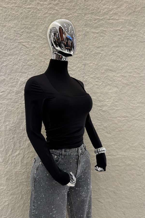 Blusa Manga Larga Negra