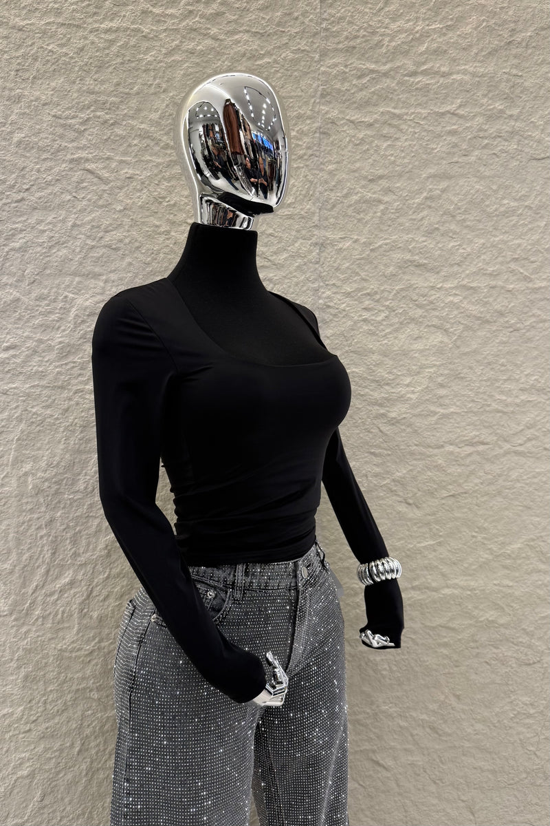 Blusa Manga Larga Negra