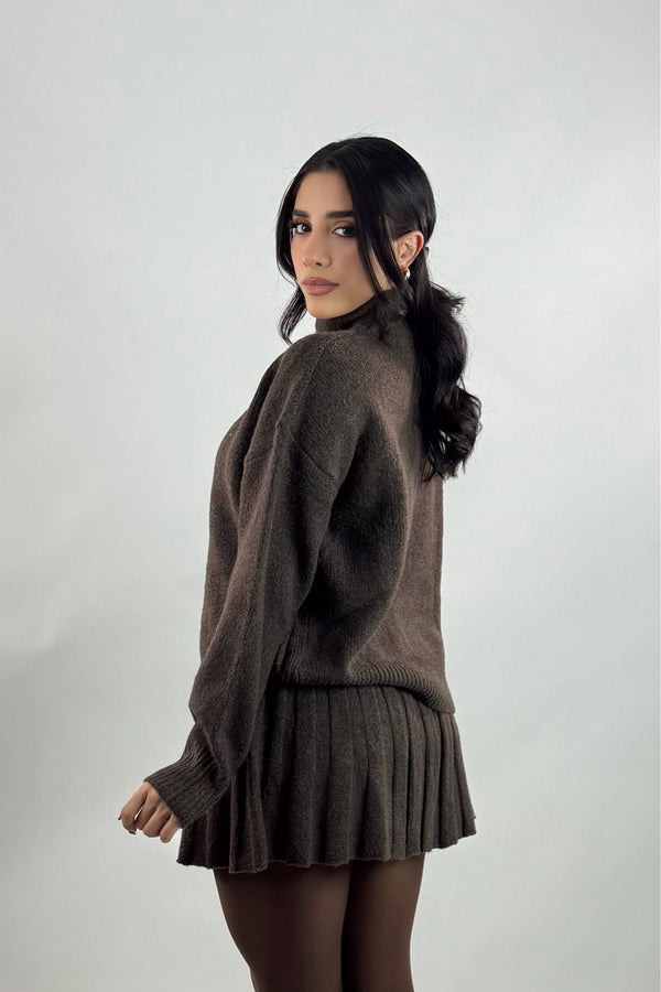 Set Sweater y Falda Cafe