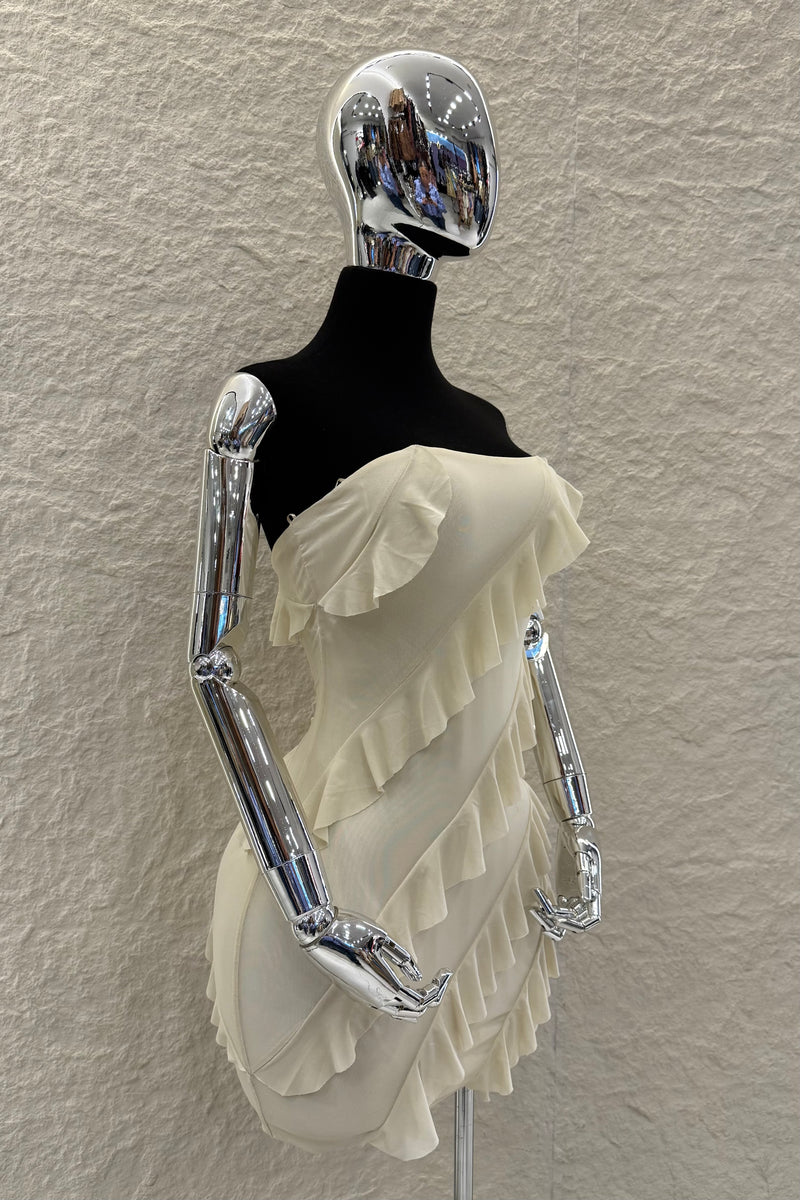 Vestido Beige con Olanes