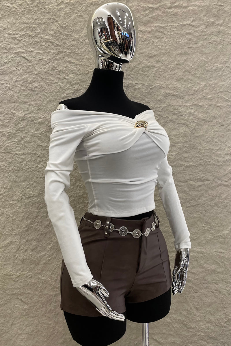 Short Vinipiel con Cinto Cafe