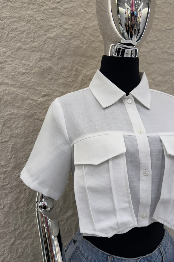 Camisa Manga Corta App de Bolsas Blanca