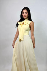 Vestido Plisado App de Moño Amarillo