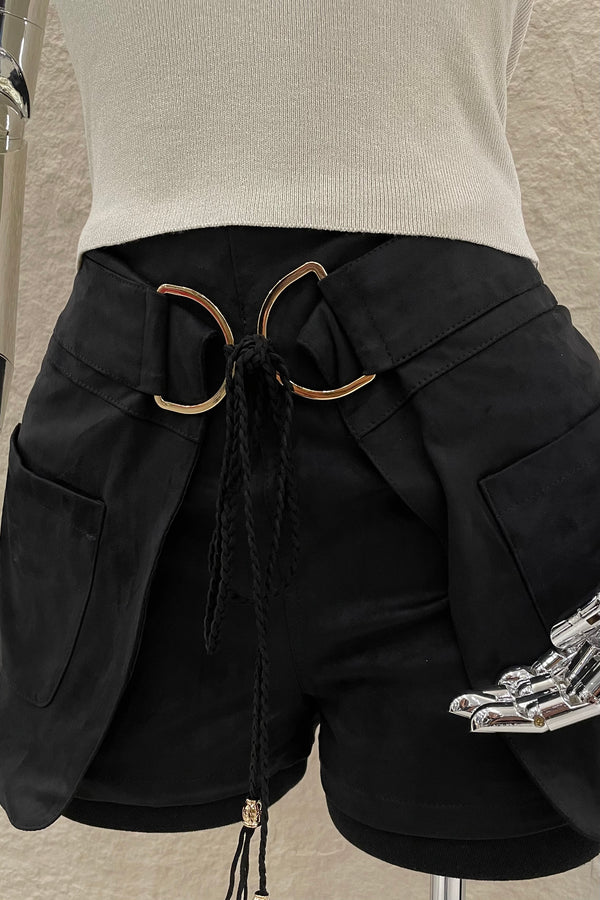 Short Velvet App Dorada con Colgantes Negro
