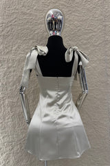 Vestido Corto Suelto Verde Salvia