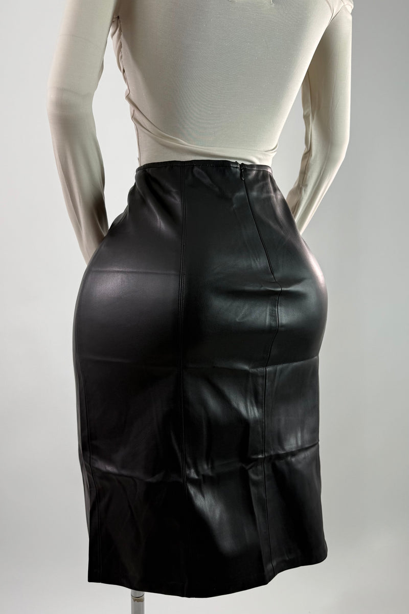 Falda Midi Vinipiel Negra