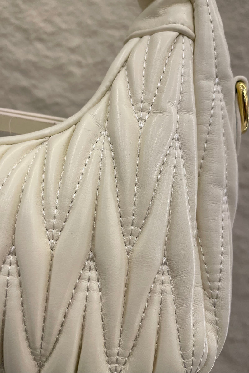 Bolsa Dupe Miu Miu Blanca