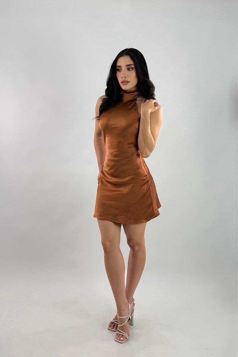 Vestido Halter Satinado Bronce