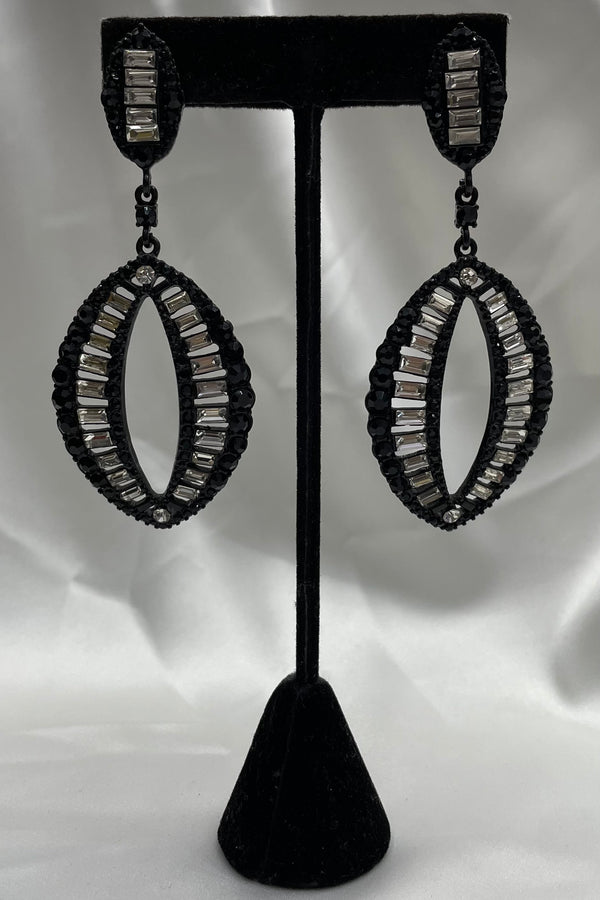 Aretes Escorpio Negro