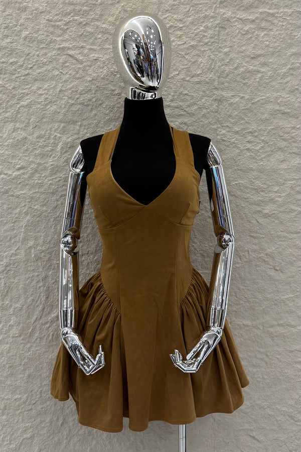 Vestido Velvet Cuello V Camel