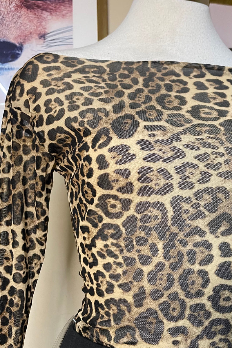 Blusa Off Shoulder Mesh Animal Print