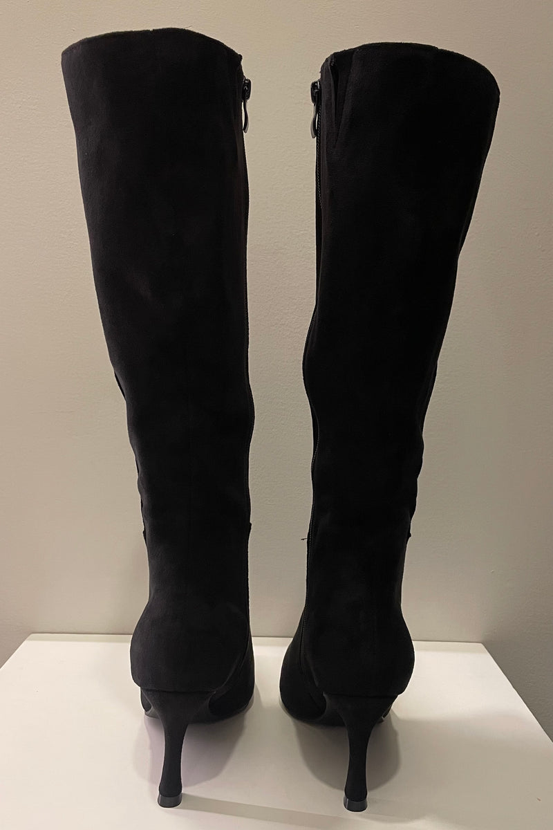 Botas Gamusa Negras