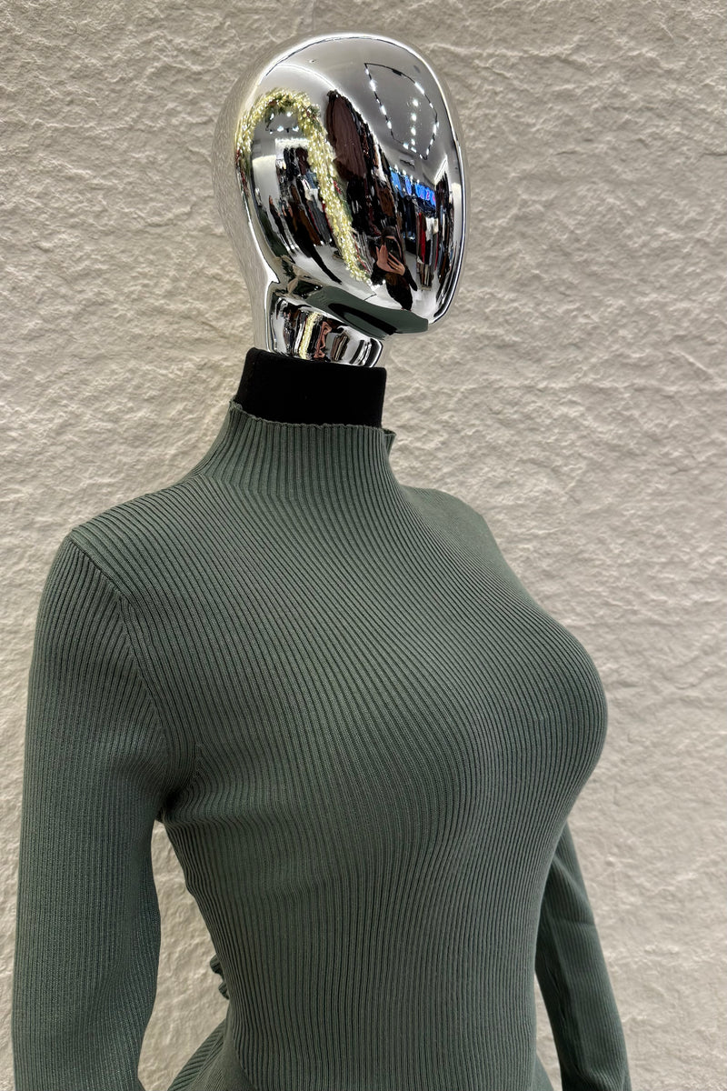 Set Blusa y Falda Tela Punto Olivo