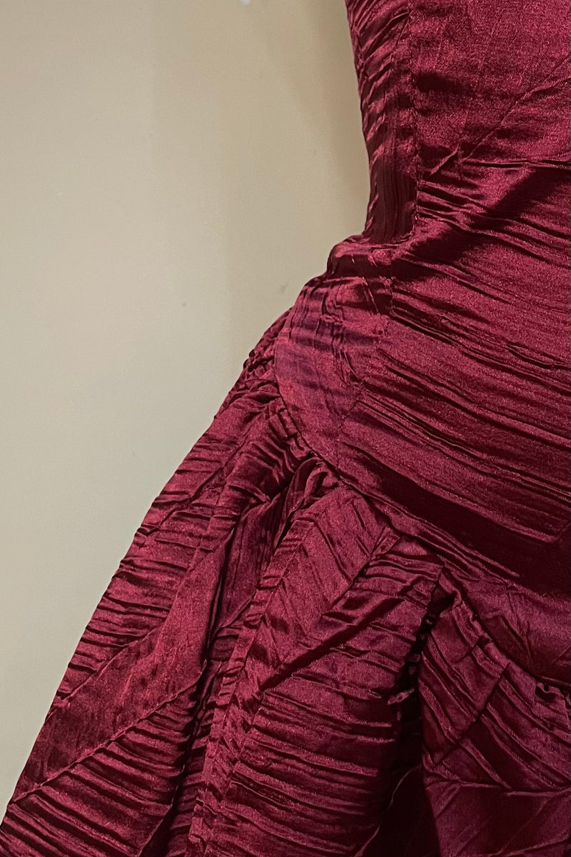 Vestido Halter Satinado Vino