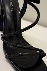 Zapatilla Tiras Rhinestone Negra