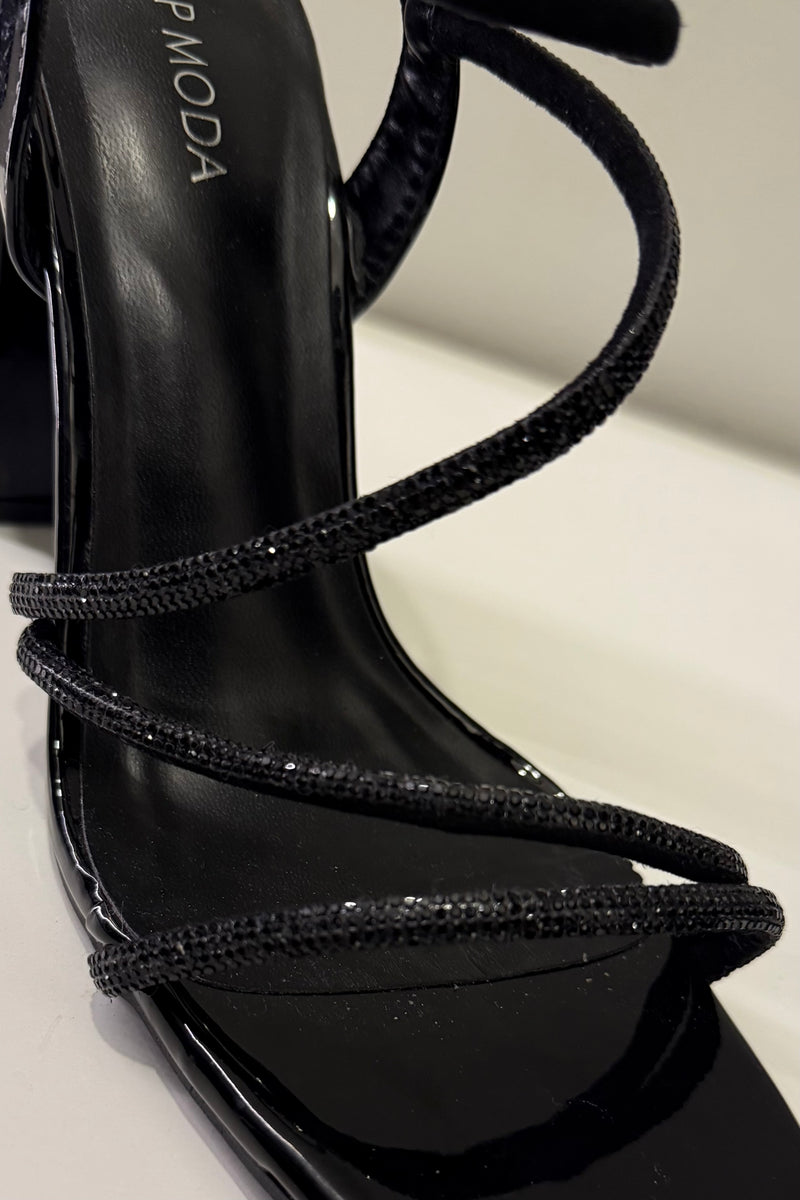 Zapatilla Tiras Rhinestone Negra