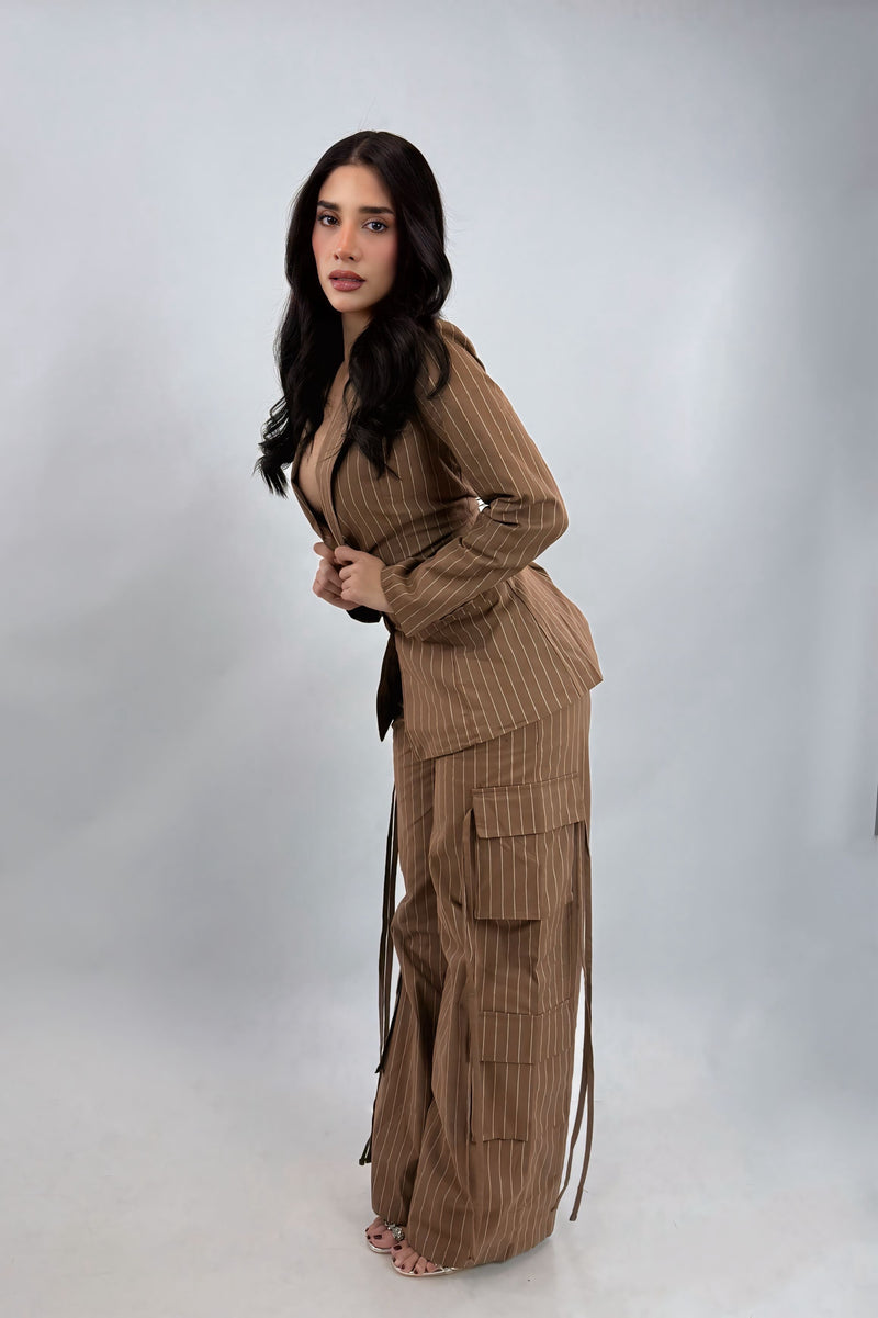 Set Blazer y Pantalon A Rayas Cafe