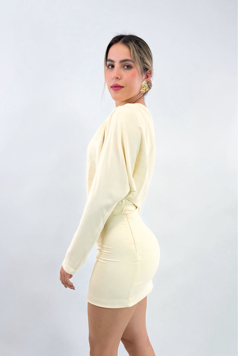 Vestido Manga Larga Cinto Amarillo