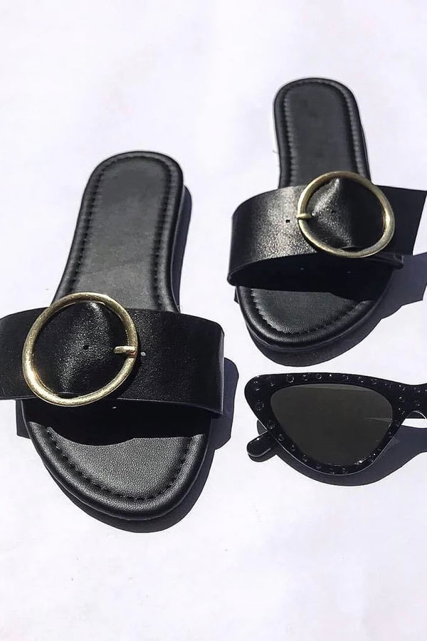 Sandalia Negra Con Hebilla