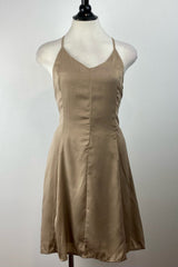 Vestido Corto Beige