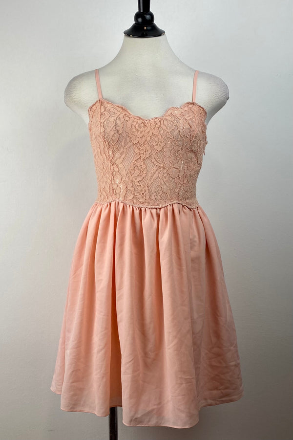 Vestido De Tirantes Voladito