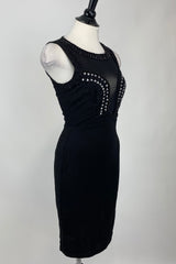 Vestido Negro Con Piedra