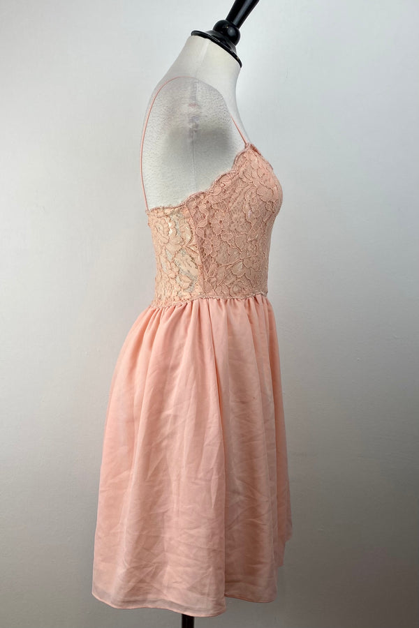 Vestido De Tirantes Voladito