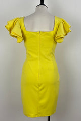 Vestido Amarillo De Encaje Con Mangas