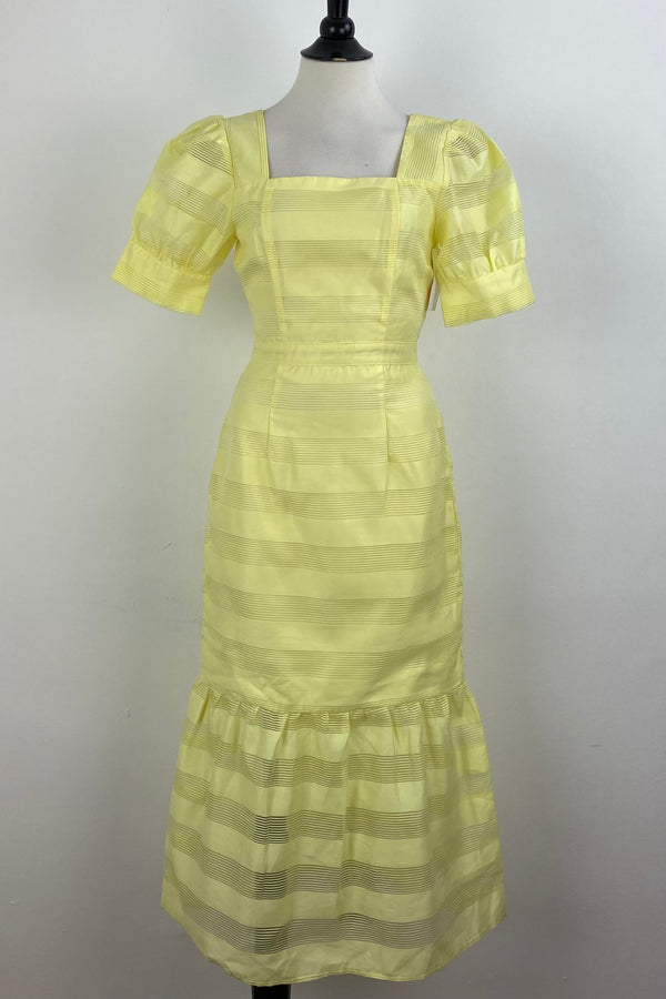 Vestido Midi Amarillo