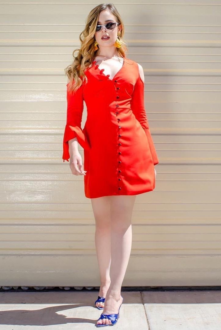 Vestido Rojo de Botones al Centro