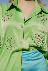 Camisa Verde Con App de Pedreria