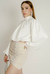 CropTop Satinado Cuello Alto Beige